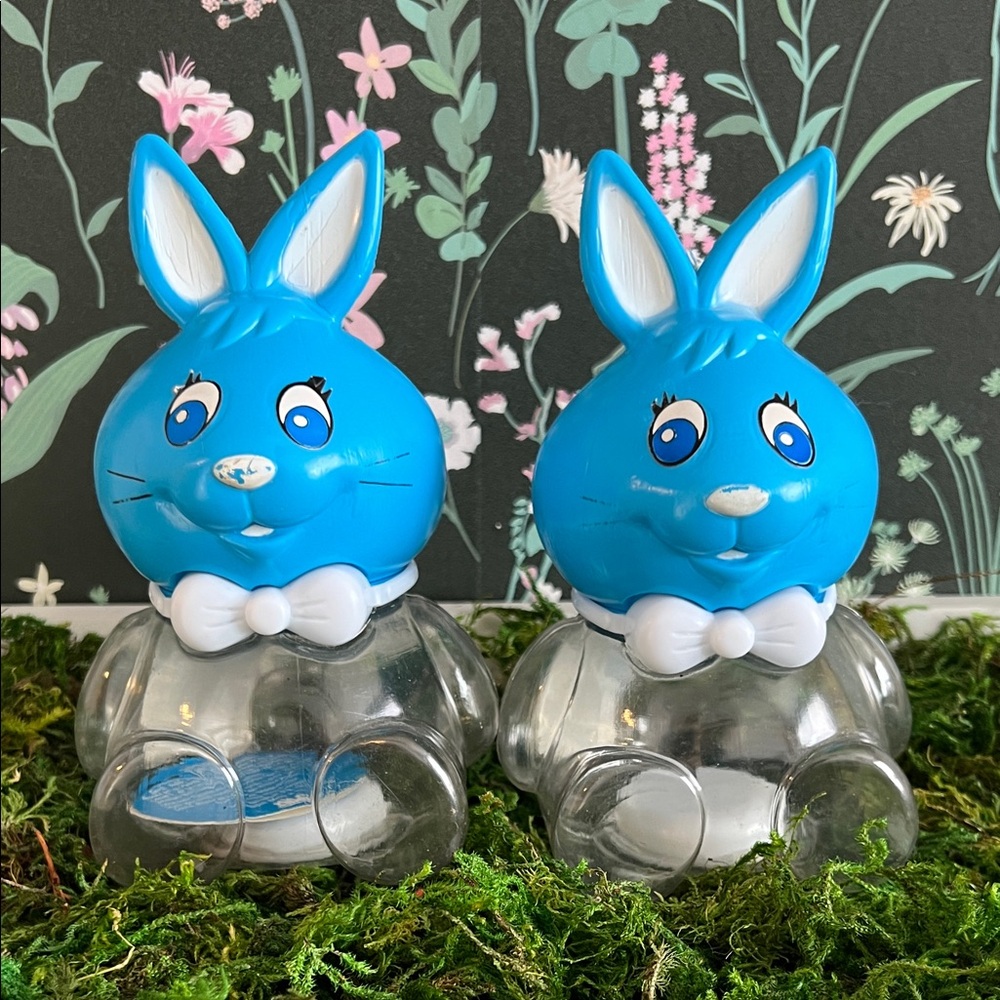 VINTAGE Easter Bunny Banks 6” tall 
Candy holder 80’s 90’s decor Hilco